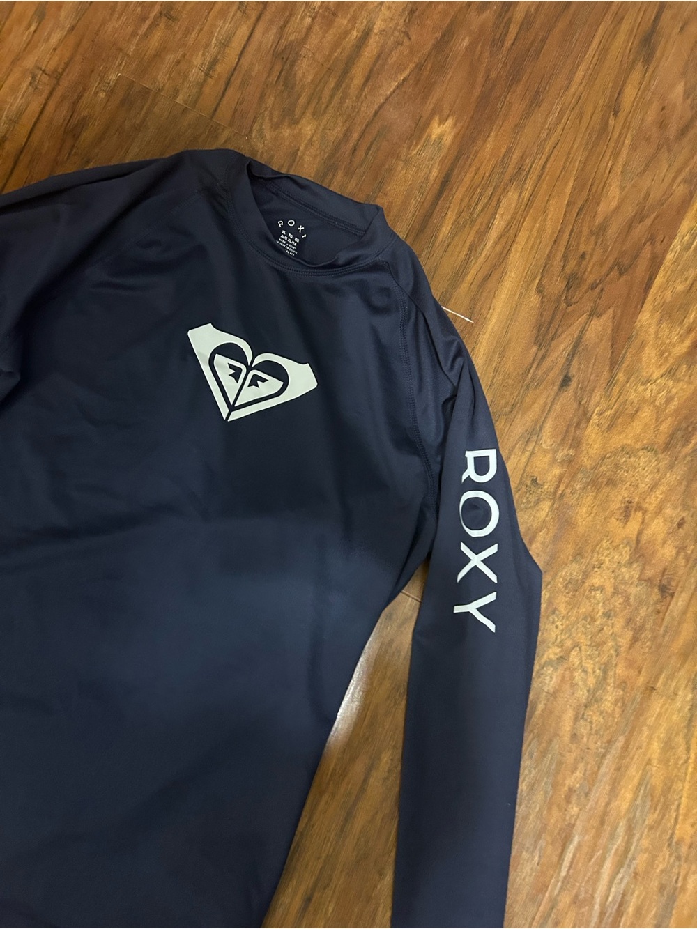 Roxy Women’s Navy Blue Long Sleeve Rash Guard with White Logo - Picture 2 of 8